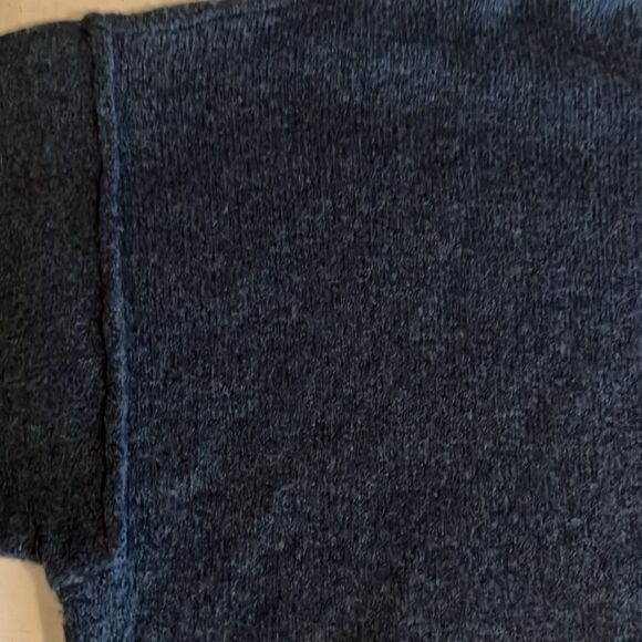 Dark Blue Oversized Vince Camuto Center Seam Cozy Sweater - Picture 6 of 6